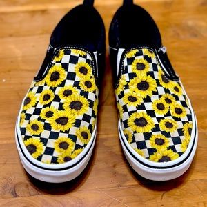 VANS WOMENS ASHER SLIP ON - W5.5